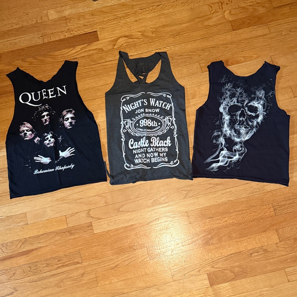 3 Black Graphic Muscle Shirt Tank Top Bundle sz M